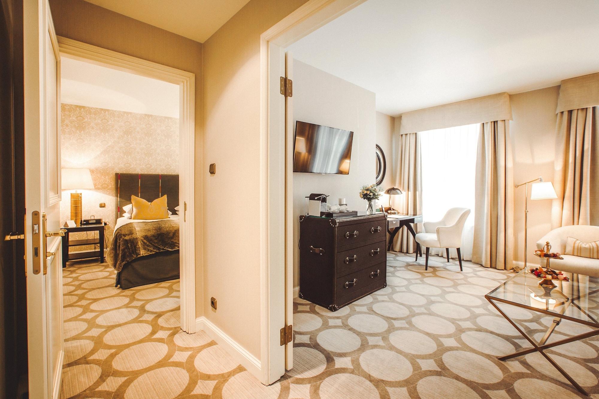 Hotel Grand Palace - Small Luxury Of The World Ryga